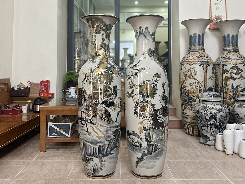 Lọ lộc bình Bát Tràng Ngũ Phúc vẽ vàng công nghệ nano 1m4 5